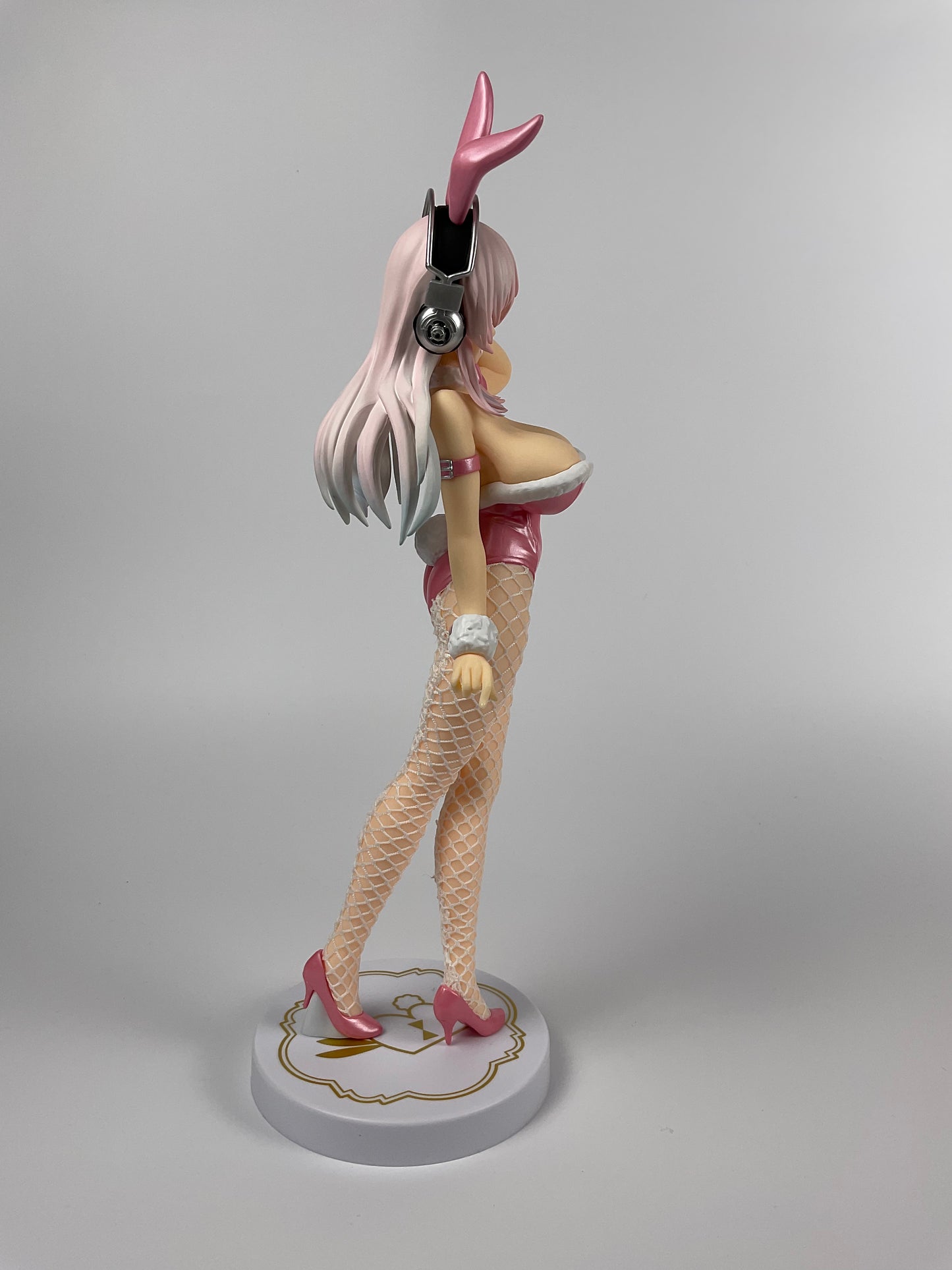 Super Sonico BiCute Bunnies Figure Pink Ver. Furyu Bunny with real stockings