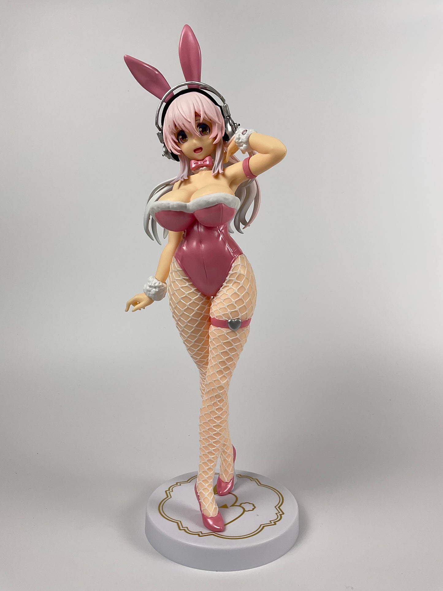 Super Sonico BiCute Bunnies Figure Pink Ver. Furyu Bunny with real stockings