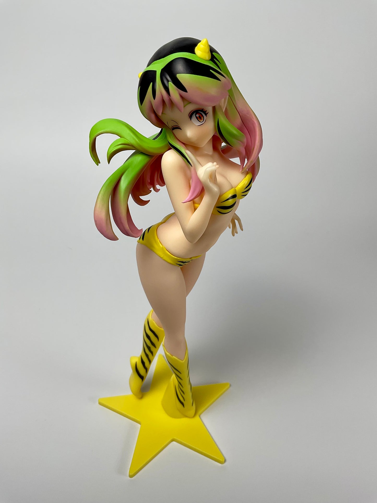 Bandai Namco - LUM Uruseiyntsura figure Glitter & Glamours