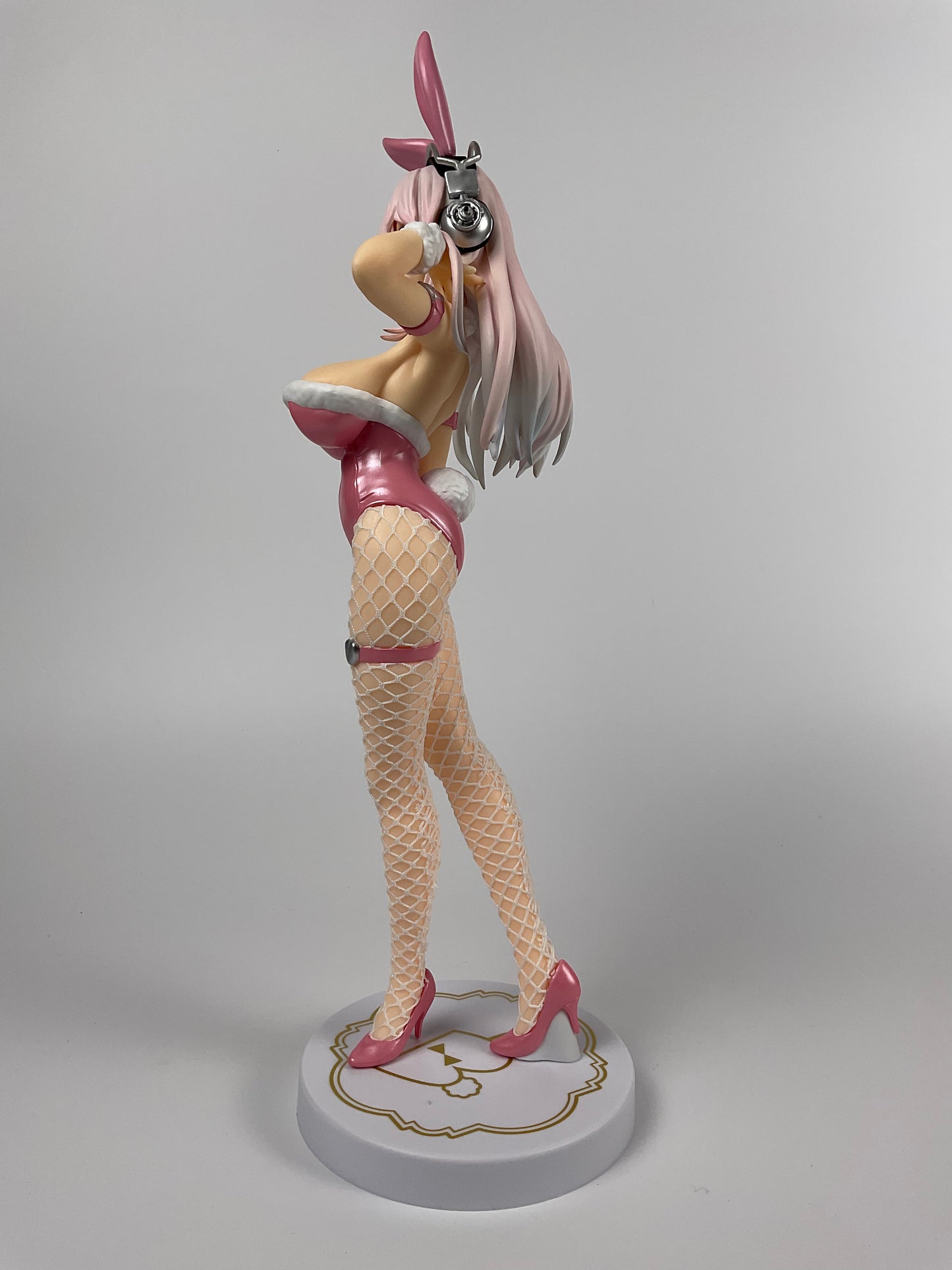 Super Sonico BiCute Bunnies Figure Pink Ver. Furyu Bunny with real stockings