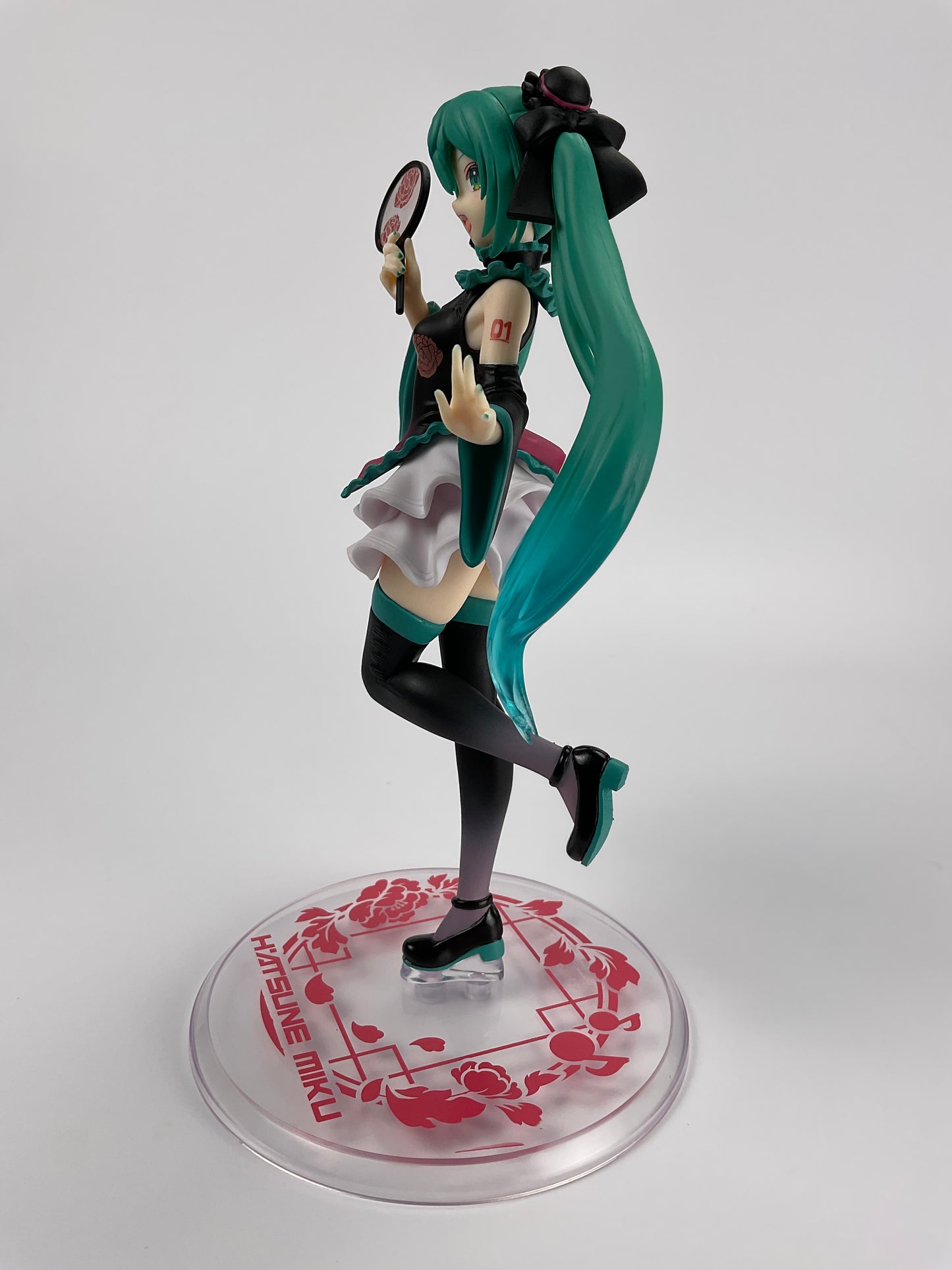 Hatsune Miku ~Mandarin Dress ver~ Prize Figure, Multiple Colors