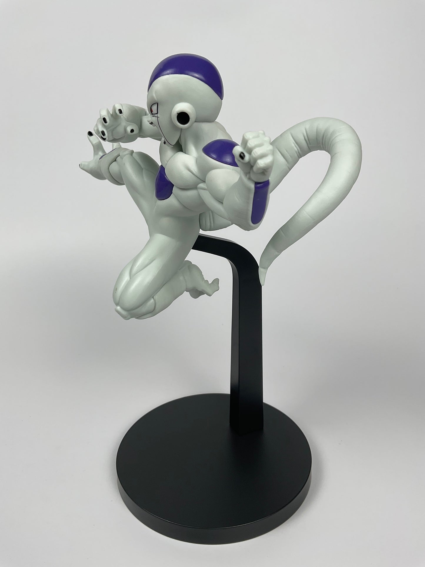 Bandai Namco - super hero DXF Frieza banpresto dragon ball figure