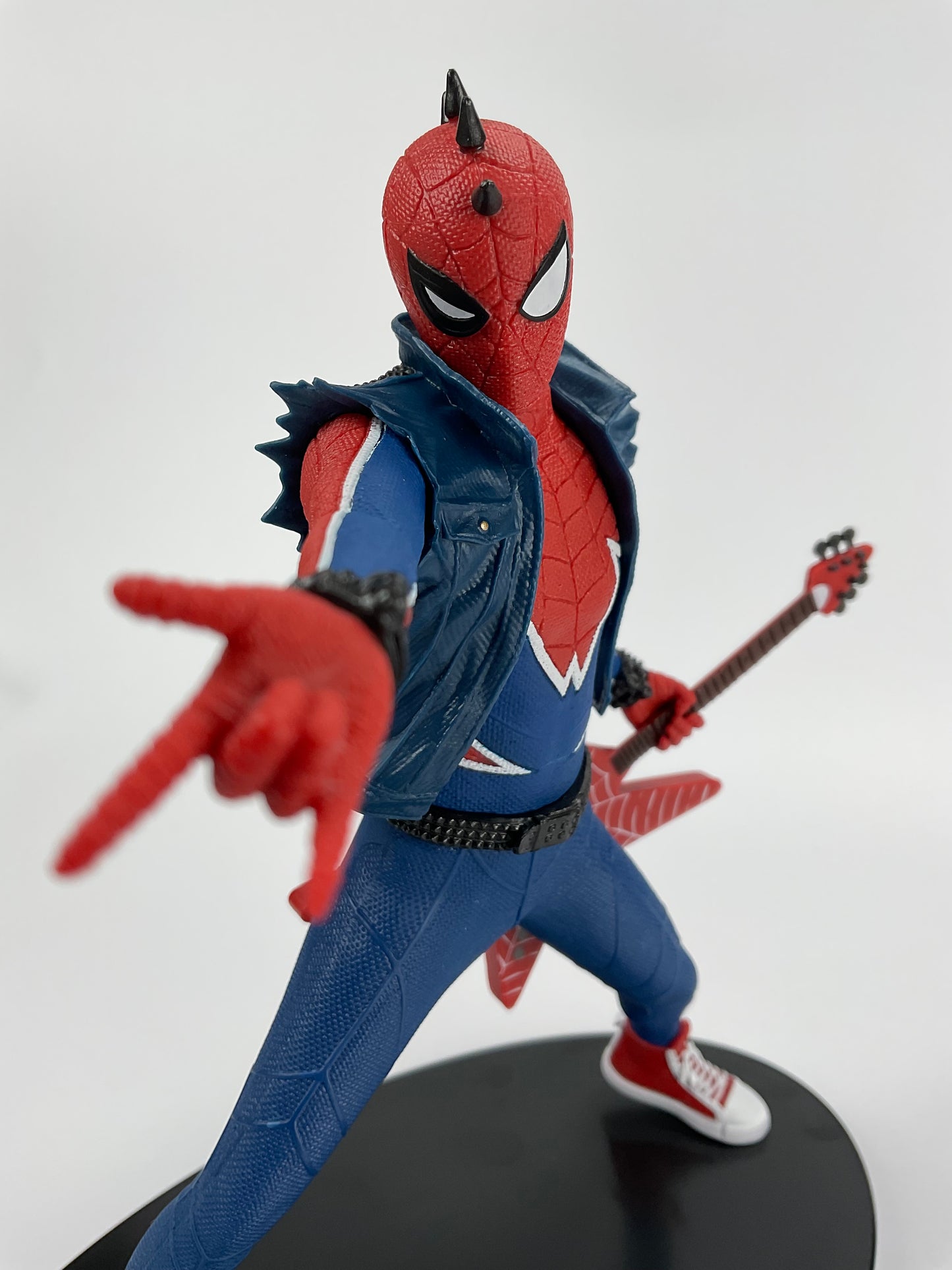 MARVEL COMICS Spider Punk Luminasta [SEGA]